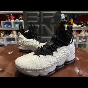 Nike LeBron 15 “Graffiti” LeBron XV Graffiti